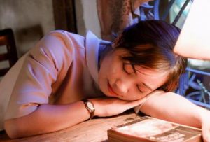 女朋友说累该说什么去安慰她?让她暖心的句子-泡学网-奕声情感,PUA,展示面,撩妹,聊天,情感挽回,泡学书籍,迷男方法,泡学网白鹤,搭讪,恋爱技巧,泡妞秘籍,社交软件,怎么追女生