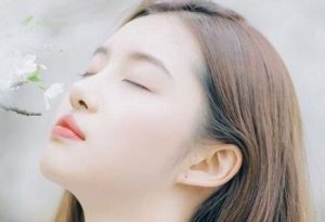 别人介绍的女孩子怎么跟她聊天?才能聊得愉快-泡学网-奕声情感,PUA,展示面,撩妹,聊天,情感挽回,泡学书籍,迷男方法,泡学网白鹤,搭讪,恋爱技巧,泡妞秘籍,社交软件,怎么追女生